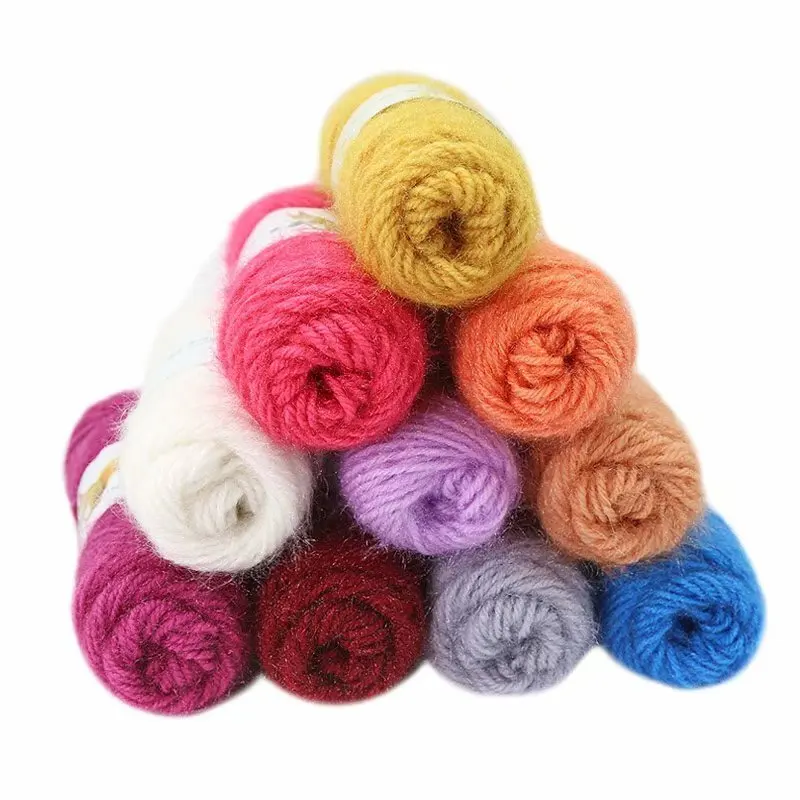 Thread Yarn Wholesale Fluff Yarn Group Thick Squirrel Yarn Hand Hat Scarf Yarn Baby Bright Knitting Yarn 75g/ball