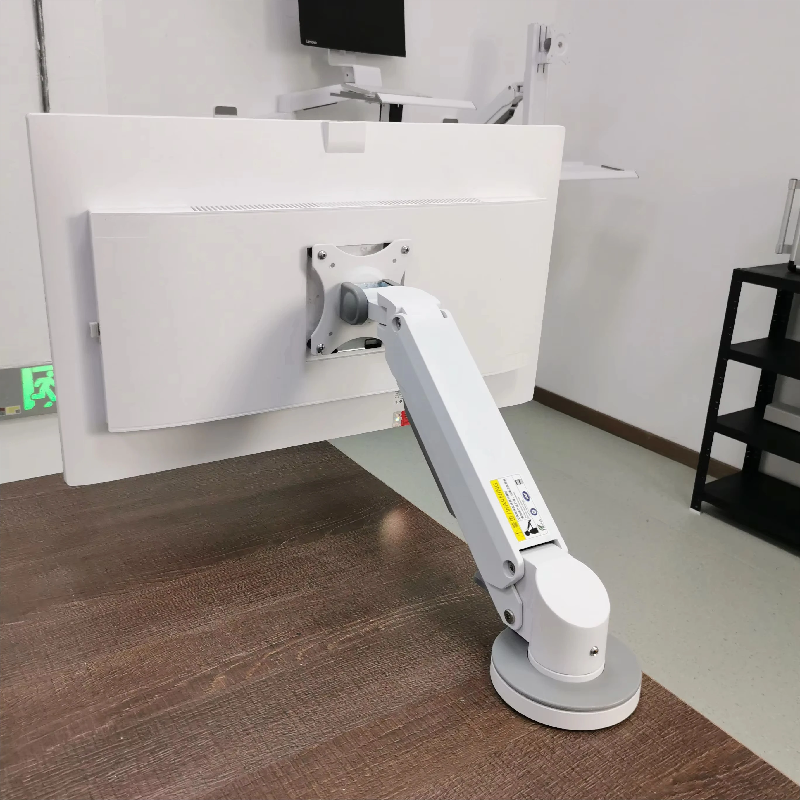 Heavy-Duty Aluminum Alloy Industrial Monitor Arm Gas Spring Rotating 360 Display Stand 32-inch Computer Screen Holder view 3