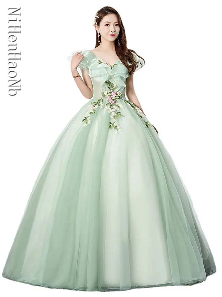 Green Quinceanera Dress Elegant V-neck Party Prom Ball Gown Sleeveless Sweet Quinceanera Dresses Plus Size Vestidos