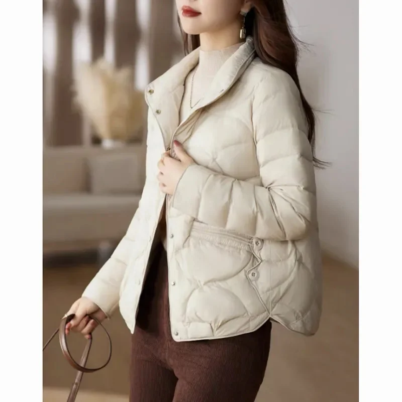 2024 Female Short Thin Light Down Cotton Jacket Winter Lady Fashion Parkas Coat Korean Women Long Sleeves Cotton Padded Outwear