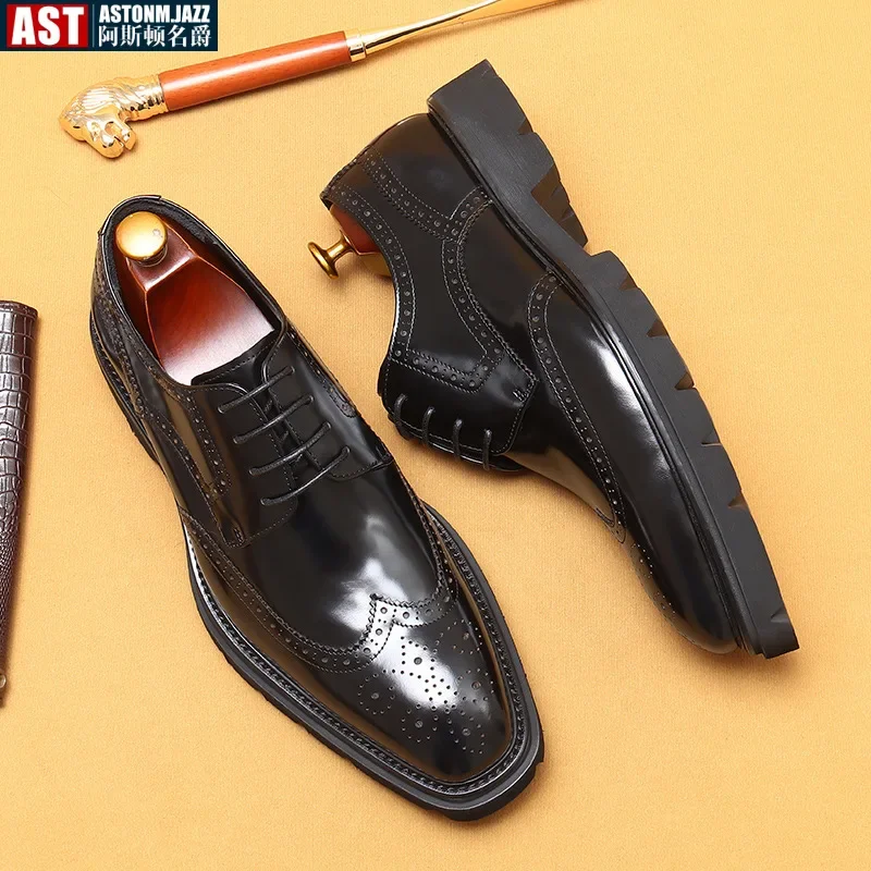 Brogue Men Wedding Dress Shoes Fashion Genuine Leather Round Head Lace Up Business Shoe Formal Black Brown Color Party Shoes