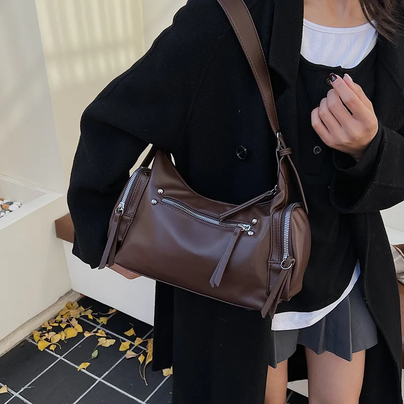 

2025 Summer Minimalist Underarm Bag, Women's Chic Shoulder Purse, Versatile Commuter Crossbody, Casual Day to Night Tote