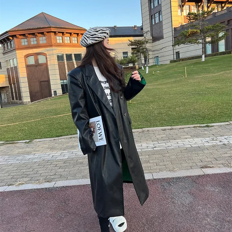 2023 frühling Vintage Schwarz Zweireiher Lange Faux Leder Winddicht Mantel Revers Langarm Weibliche Motorrad Jacke Streetwear