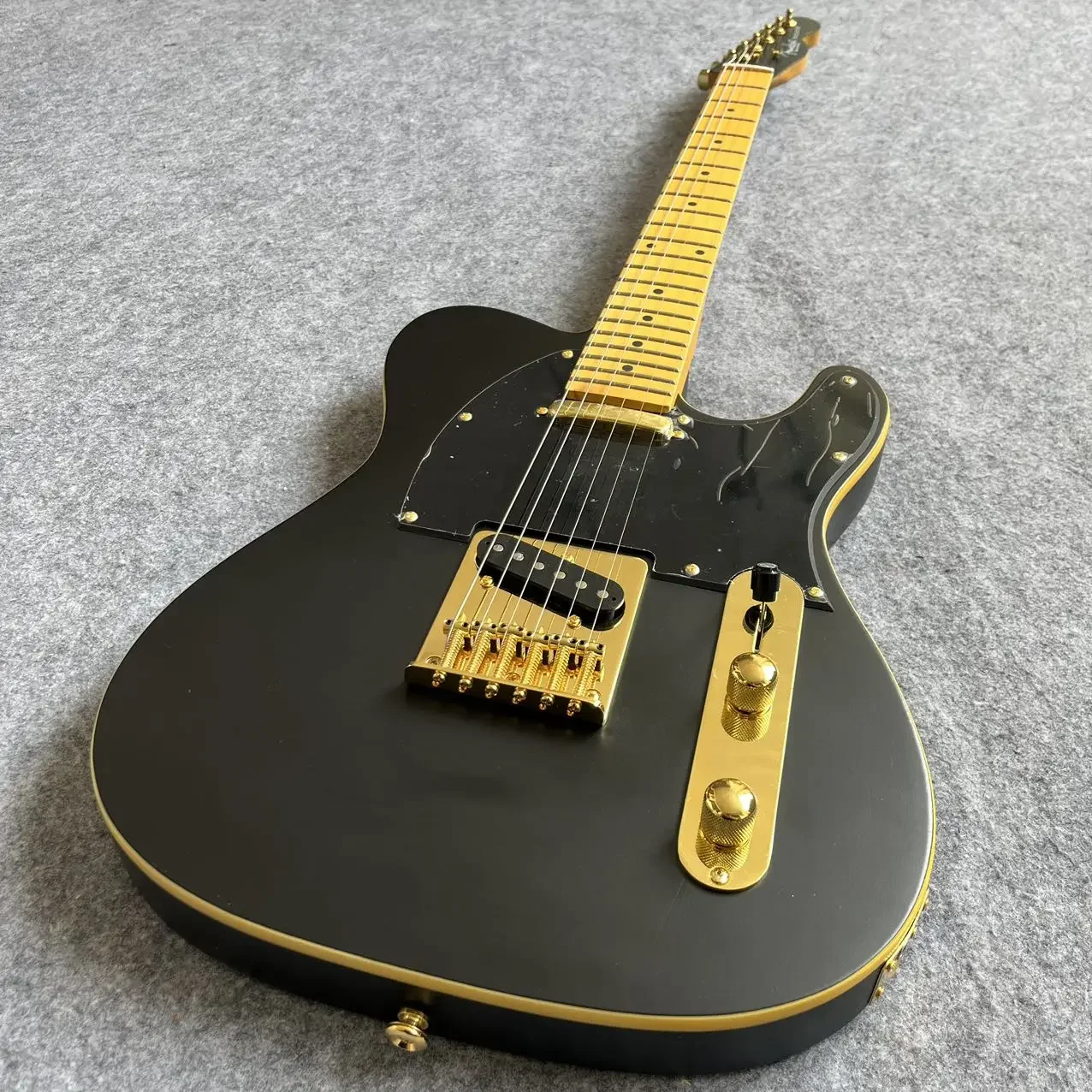 

Exquisite sub photoelectric guitar, fixed bridge, professional level, fast delivery GFHGFA