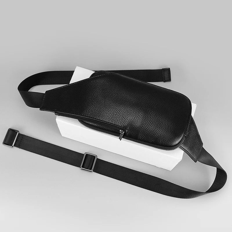 Kleine Leder-Sling-Crossbody-Brusttasche, leichter Tagesrucksack, schlanke, diebstahlsichere Umhängetasche, über der Schulter, Rucksack für Mann und Frau – Detail 3