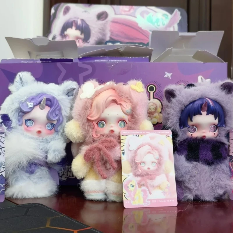 

Оригинальная плюшевая игрушка-подвеска POPMART SKULLPANDA × My Little Pony Series в слепой коробке, в наличии