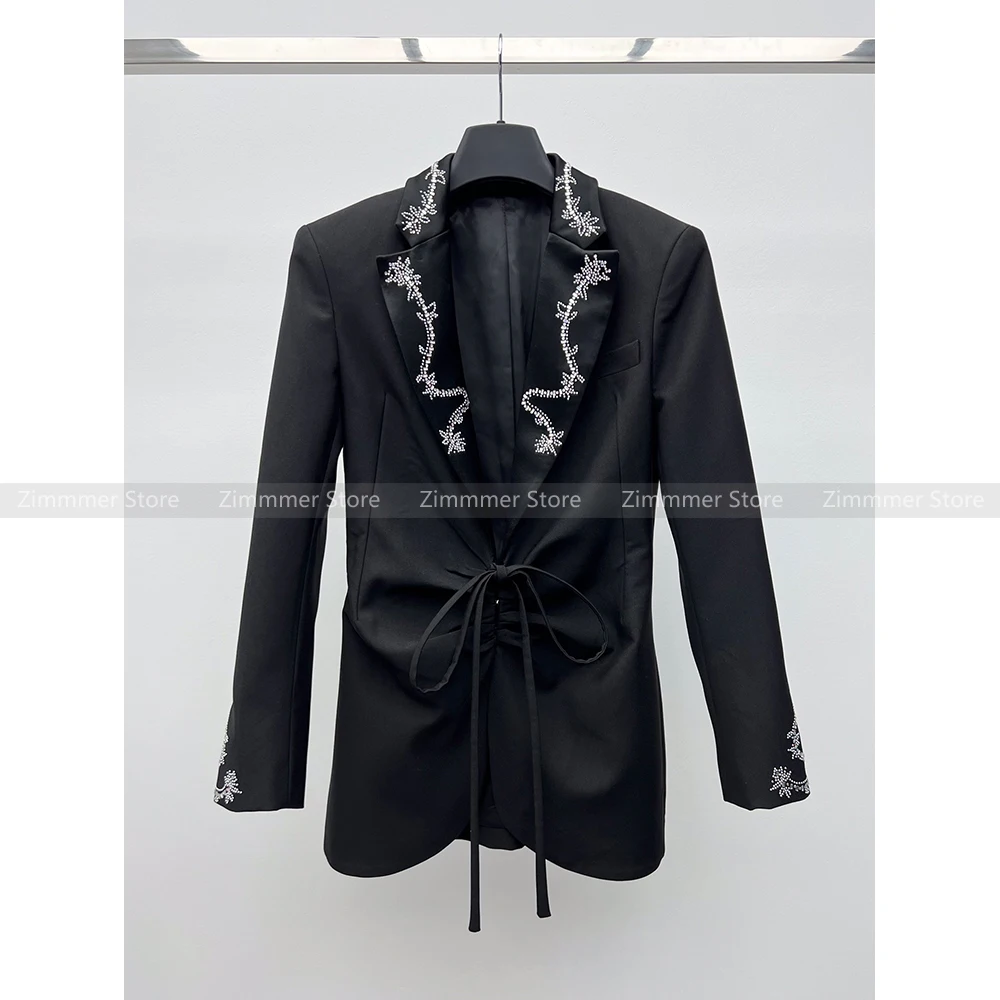 

2024 Early Autumn New Women's Heavy-duty Diamond Decorated Shoulder Pad Lace-up Waist Suit Jacket