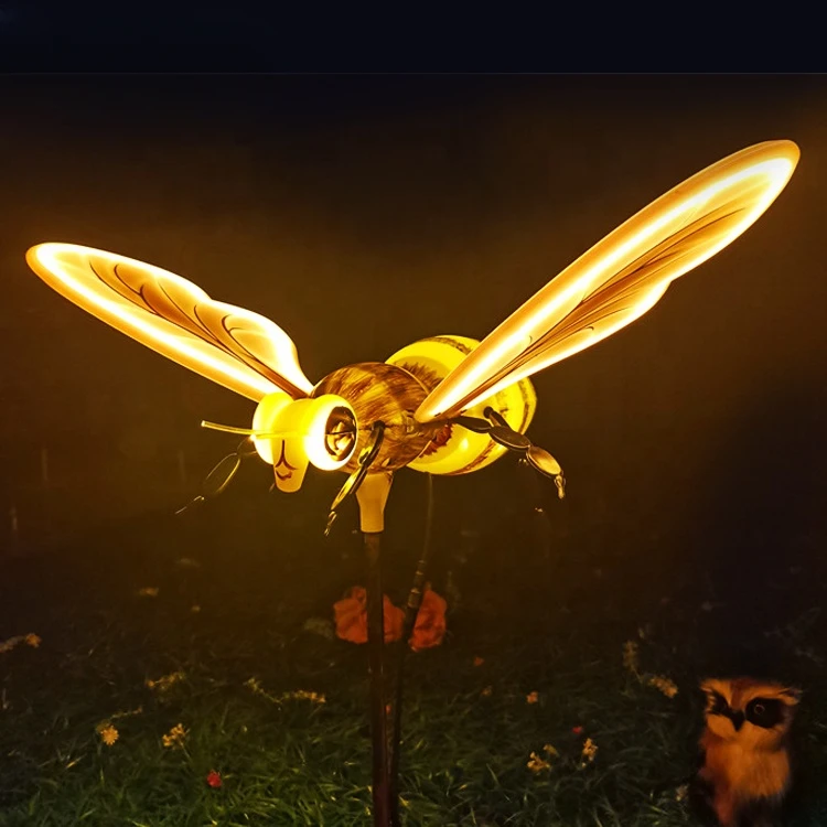 

Toprex Street Garden Christmas Decorative Products IP65 Holiday Decoration 110v 220v 24V Flying Dynamic Animal LED Bee Theme Lig