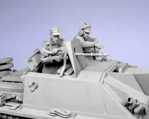 

1:35 Scale Die-cast Resin Tank Soldiers 2 Character Scenes Need To Be Assembled And Colored By Themselves