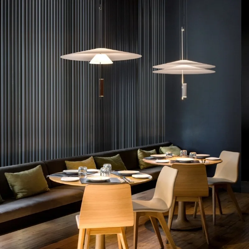 Medieval Italian Nordic Restaurant Cafe Extremely Simple Personality Creative UFO Chandelier