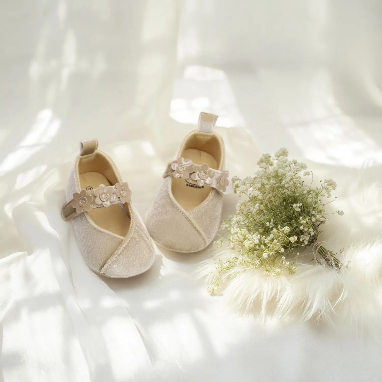 

Baby girl princess shoes flat shoes baby walking shoes 0-18 months soft sole breathable birthday shoes