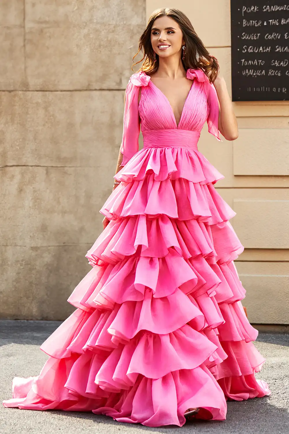 

Classic V-Neck Ruffles Tiered Tulle Prom Dress With Bow A-Line Ball Gown Wedding Dress Evening Gown Sweep Train Formal Dress