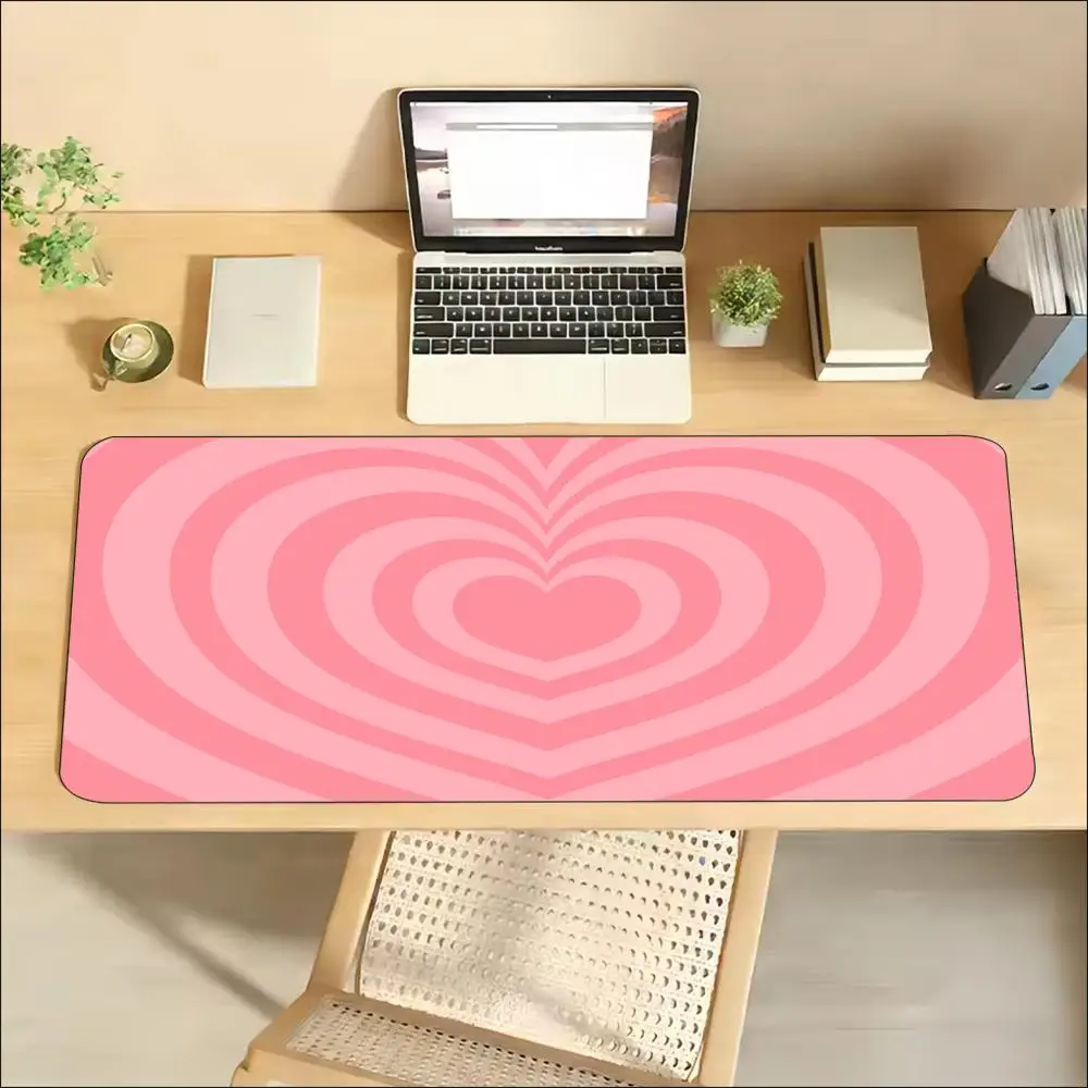 Red Pink Concentric Heart Love Target Romantic Aesthetic Large Mousepad Extended Gaming Desk Mat Big PC Soft for Players