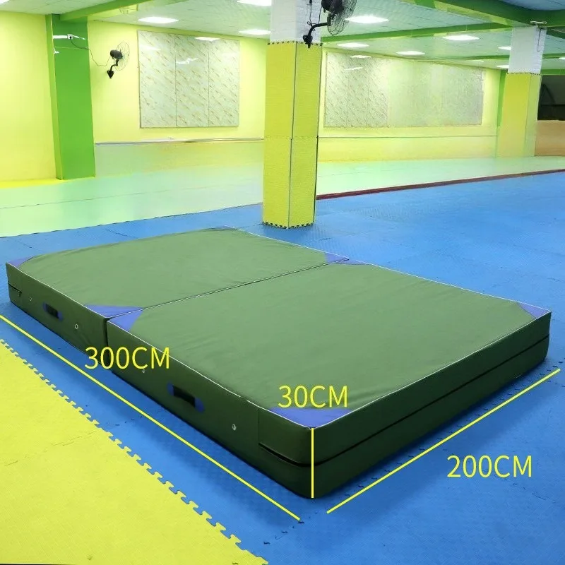 

somersault sponge pad high jump taekwondo gymnastics
