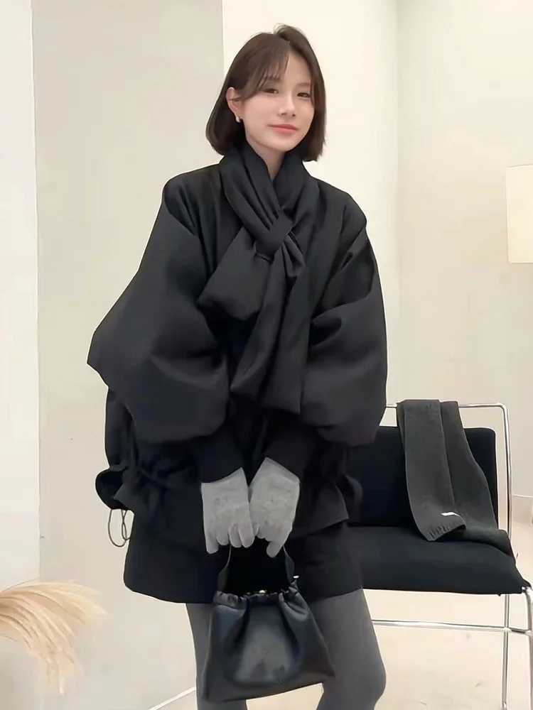 レディースシック秋冬ホワイトダックダウンルーズコート、スカーフ付き、レディースストリートウェア、Vネック、シングルブレスト、厚手暖かいダウンアウター