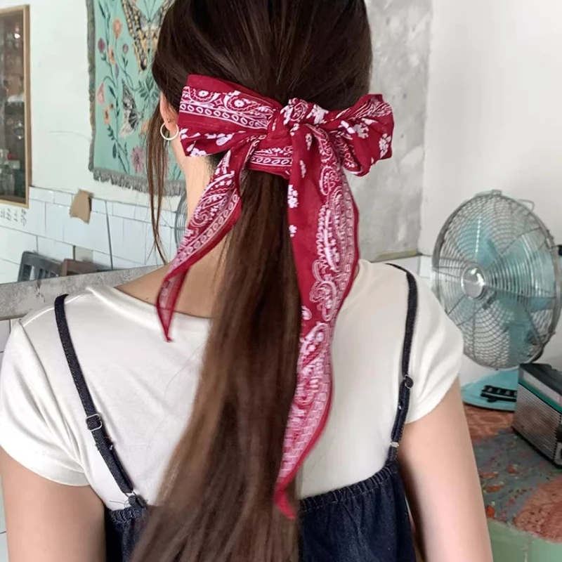 

Шелковые треугольные платки для женщин и девушек: модные принты, винтажный стиль, резинки для хвоста, повязки для волос, шарфы-повязки, головные уборы