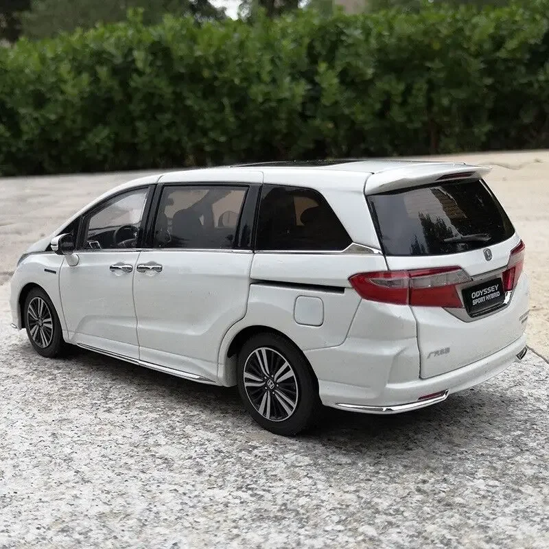 1:18 Scale GAC HONDA ODYSSEY Hybrid Version 2019 New Die-cast Alloy Car Model Collection Ornaments Toys Gifts