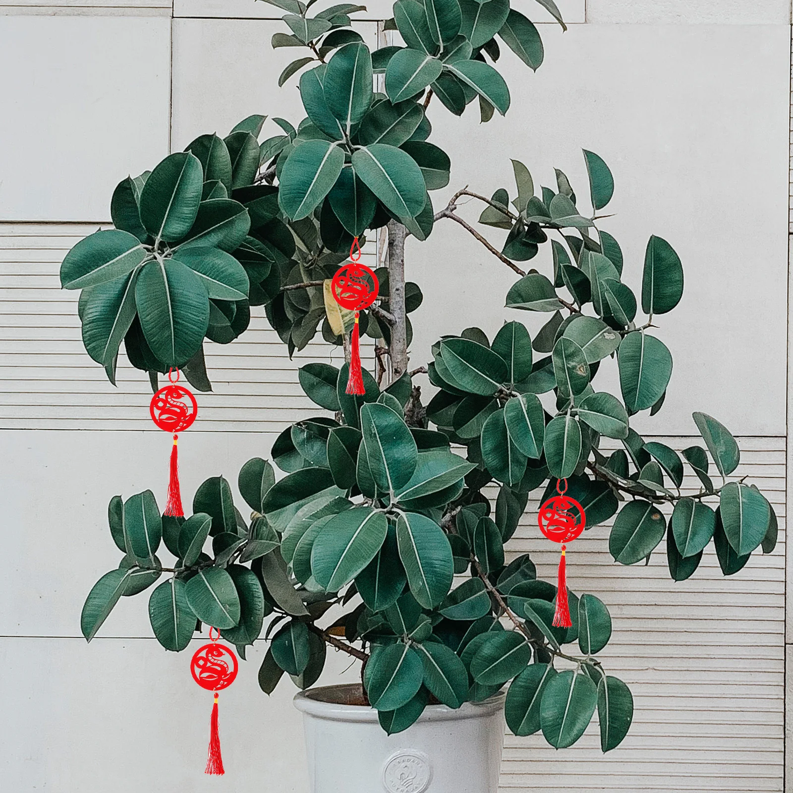 

10pcs Yuanbao Snake Pendant Wood Bonsai Hanging Decor Chinese New Year Car Ornament Novelty Front Delicate Style