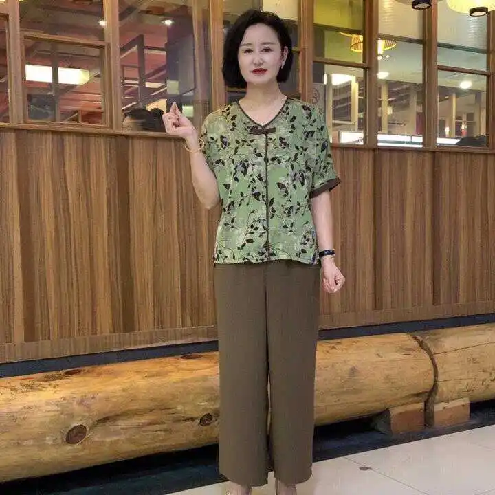 summer-new-style-casual-fashion-short-sleeve-floral-print-slimming-age-defying-versatile-mommy-outfit-set-commute-simple-elegant