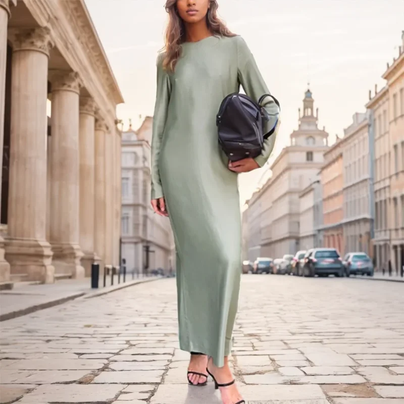Robe Maxi en Satin pour femmes, manches longues, ourlet fendu, moulante, couche de Base à la mode, Silhouette fluide élégante, nouvelle collection 2025