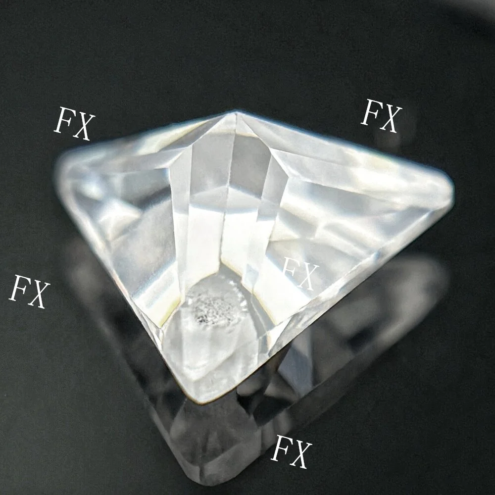 Wholesale Price White 5X5~12x12mm Single Hole Triangle cut  Loose CZ Cubic Zirconia Gemstone For Jewelry  DIY
