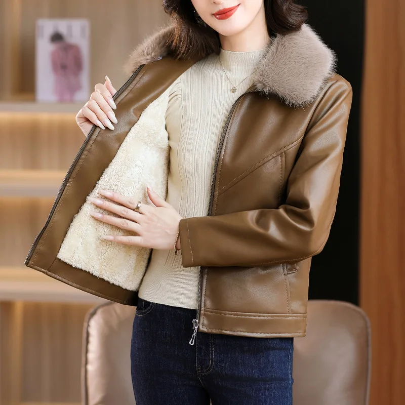 التلبيب معطف جلد تقليد المرأة ربيع الخريف سترة قصيرة 2025 جديد سستة بولي Leather سترة جلدية الإناث ملابس خارجية بلايز عادية