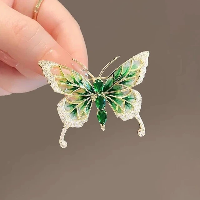 Luxury Rhinestone Butterfly Brooch Elegant Women Green Crystal Insect Lapel Badge Pins For Suit Scarf Clothes Decor Accessories