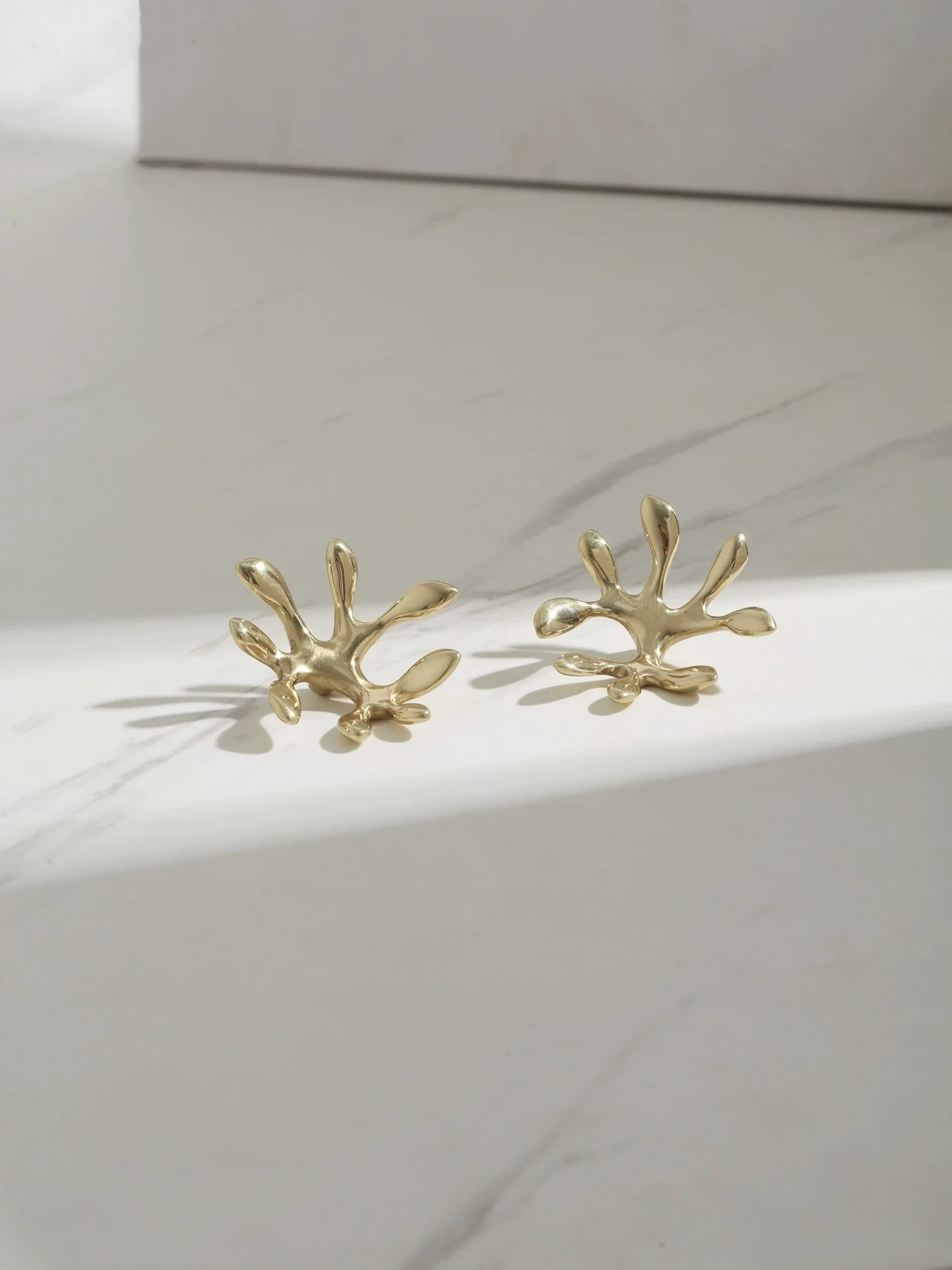 Gold Brass Handmade Small Solid Brass Handles for Bedroom Kitchen Drawer Wardrobe Door Pulls Furniture Decorative Knobs