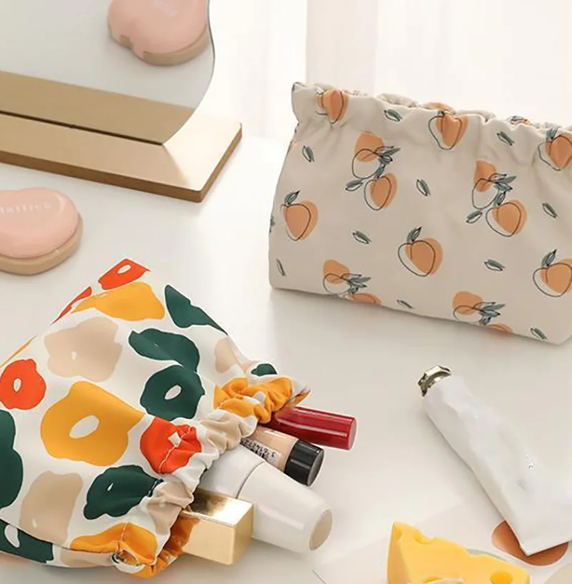 Mini Storage Bag Cute Cartoon Makeup Bag for Women Waterproof Shrapnel Printing Cosmetic Bag Travel Make Up Toiletry Bag