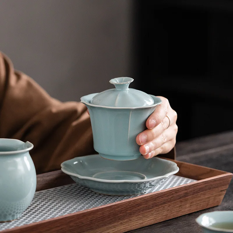 خمسة أفران مشهورة، أطقم شاي بورسلين Ru، أوعية وأكواب بغطاء من السيراميك، علب هدايا، هدايا تذكارية للأعمال