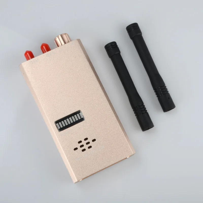 Rilevatore di trasmissione del segnale di frequenza Gadget spia GPS GSM Doppia antenna Contontintelligenza con allarme vocale Alta sensibilità