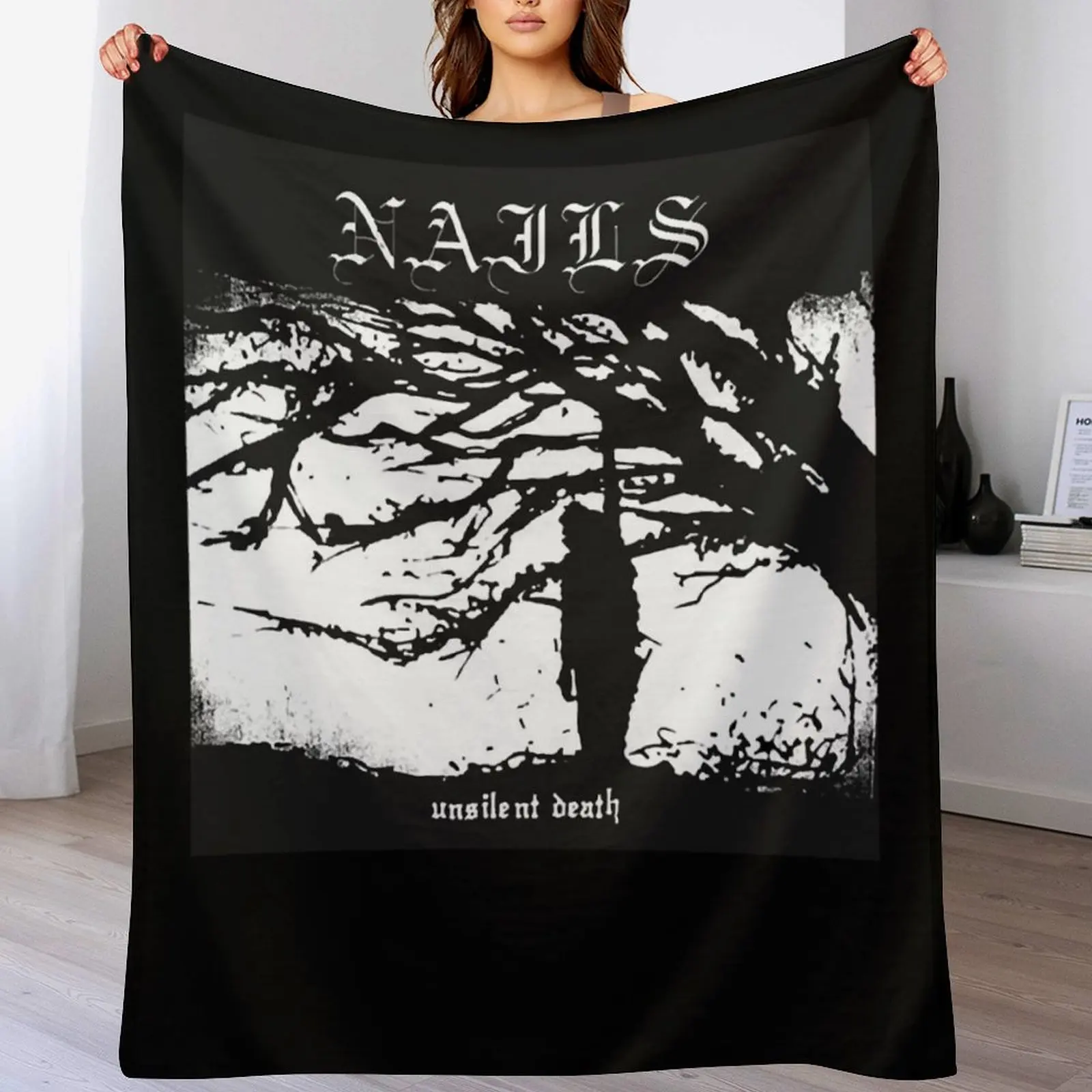 

nails band-trending Throw Blanket Moving Winter beds Nap halloween Blankets