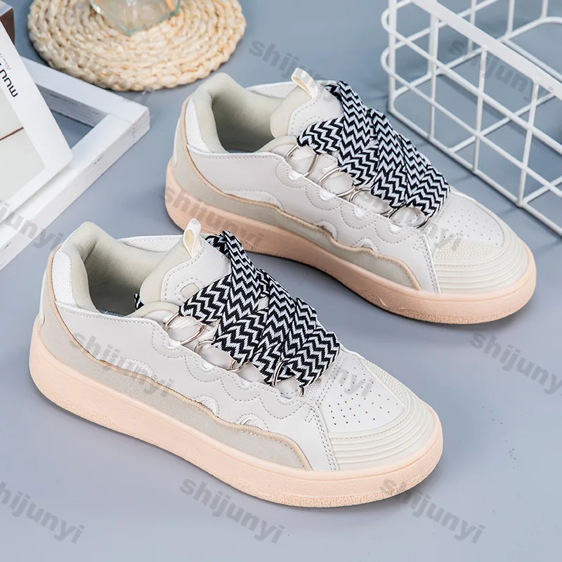 

Men Hard Wearing Platform Sneaker 2026 New Trendy Comfortable Non Slip Cross Tied Casual Flats Breathable Anti-odor Sport Shoes