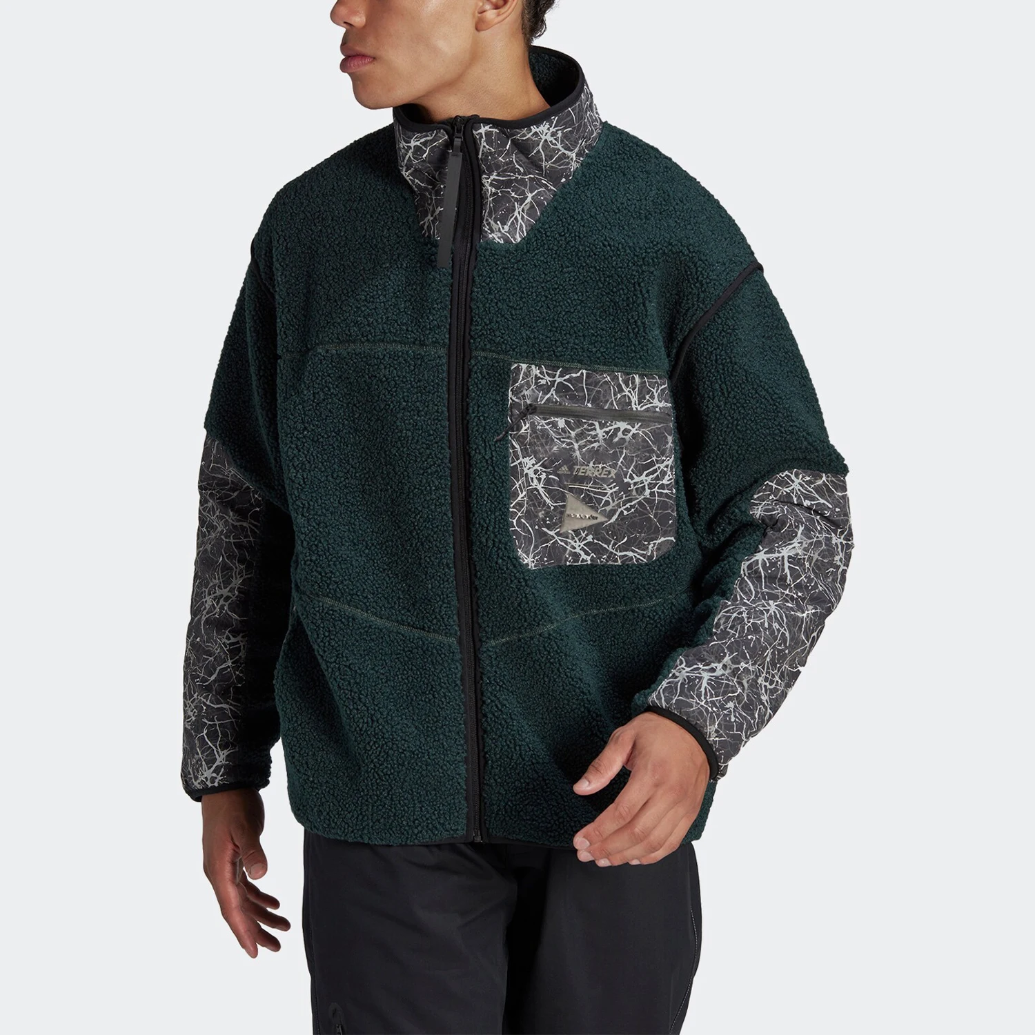 

Оригинальная мужская модная куртка Adidas с воротником-стойкой HN6937 2023, издание