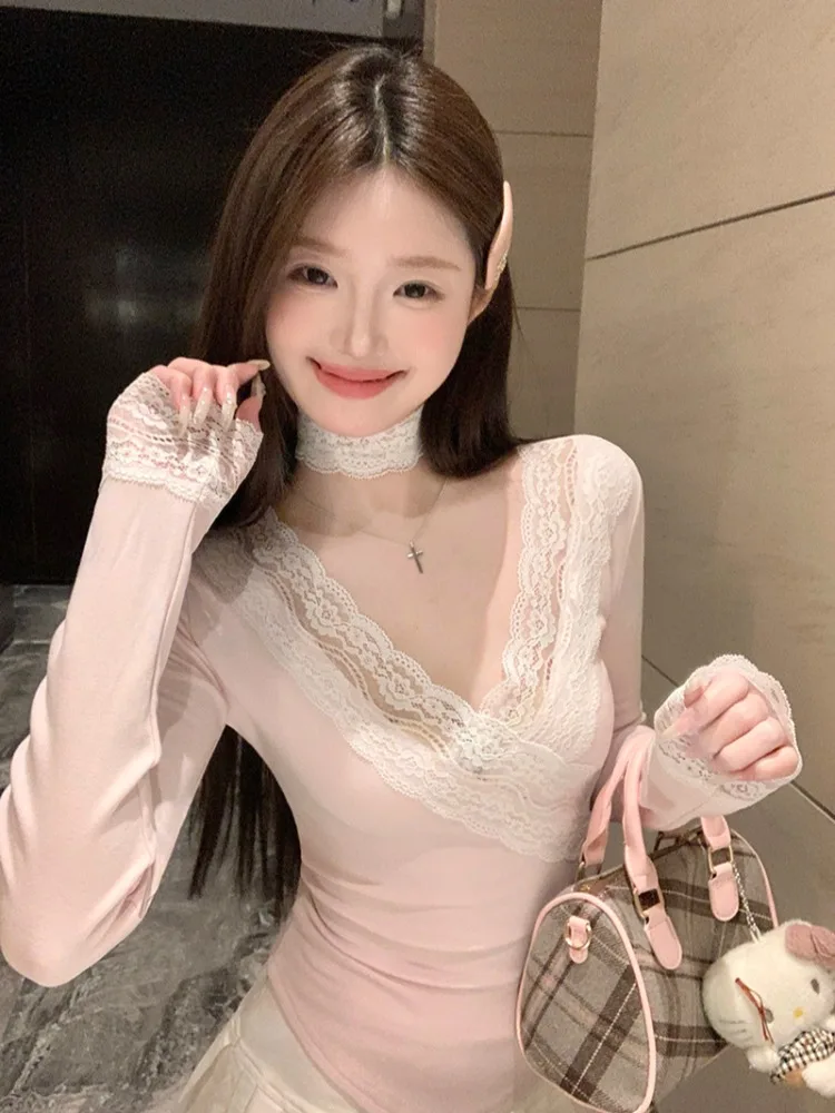 

Pink Lace V-Neck Long Sleeve T-Shirt Women's Winter Base Layer Design Cross Pure Desire Slimming Spicy Girl Top