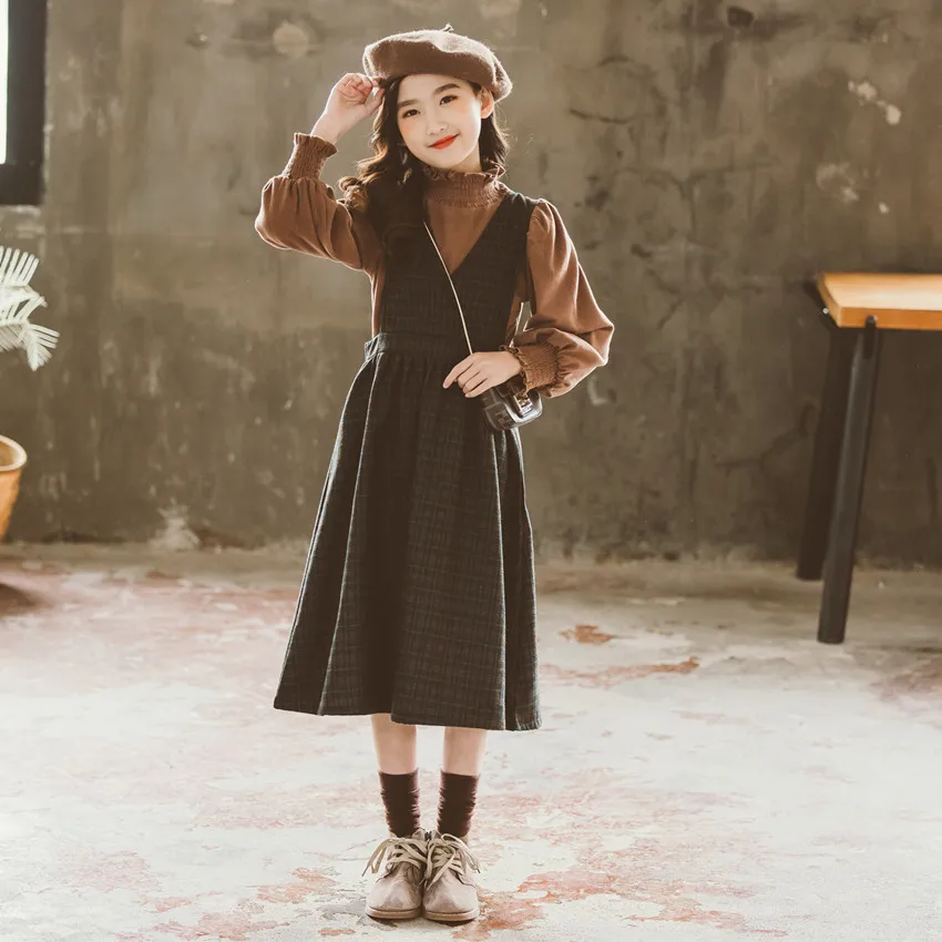 

Spring Autumn School Girl 2pcs Suit Teenager Girl Plus Velvet High Collar Undershirt+Checkered Suspender Skirt Set For Girls