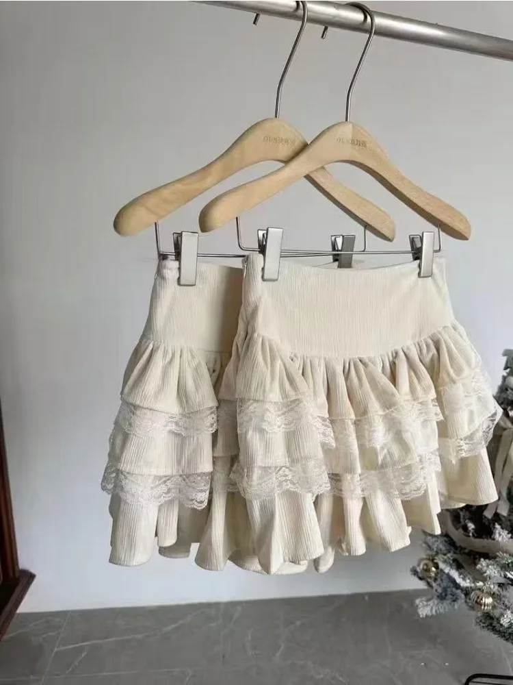 Summer French Elegant Patchwork Mini Skirt Sweet Girl Velvet Lace Edge Stitched Bud Skirt Women Fashion Design Sense Bow Skirts