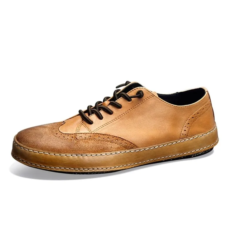 

New Skateboarding Shoes Breathable Men Sneakers Casual Flats Genuine Leather Retro Brogue Shoes