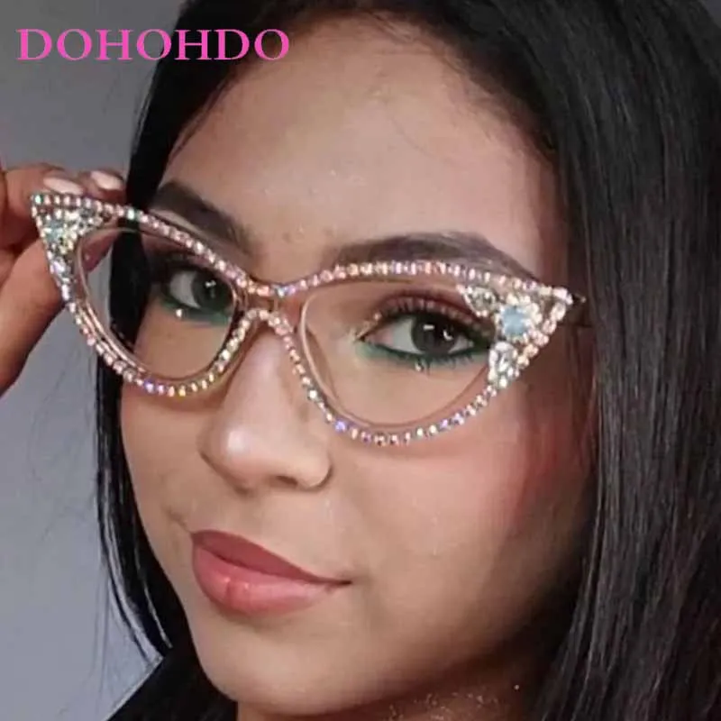 

Trendy Cat Eye Imitation Diamond Glasses Frame Women Men Sunglasses Fashion Luxury Brand Design Street Photography Shades UV400