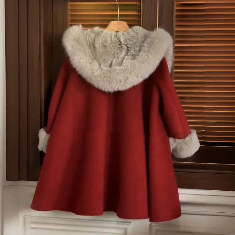 Girls' new autumn and winter woolen cape coat with plush fur collar and stylish design