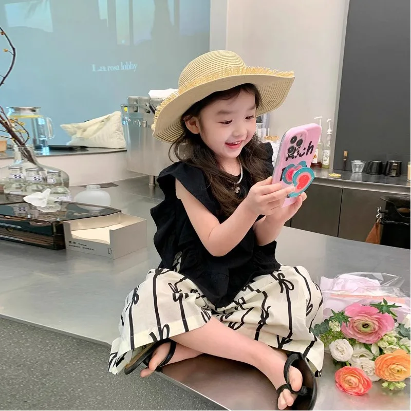 Bear Leader 2024 Summer New Girl's Set Sleeveless Doll Shirt+Bow Printed Seven Part Pants 2PCS Cute Casual Children's Clothing