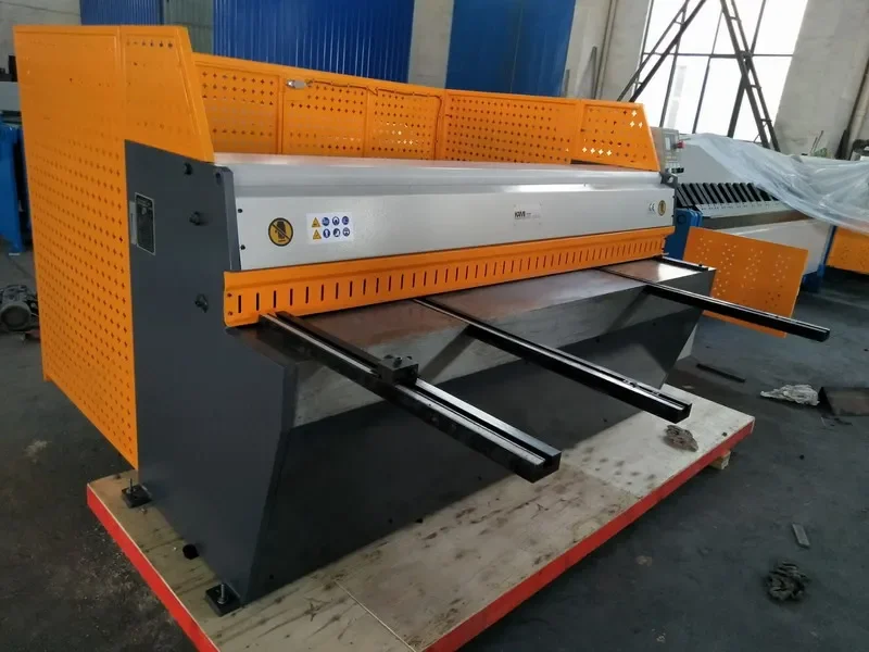 Motorized Sheet Metal shear and Plastic Electric Guillotine Cutter for Metal Cutting