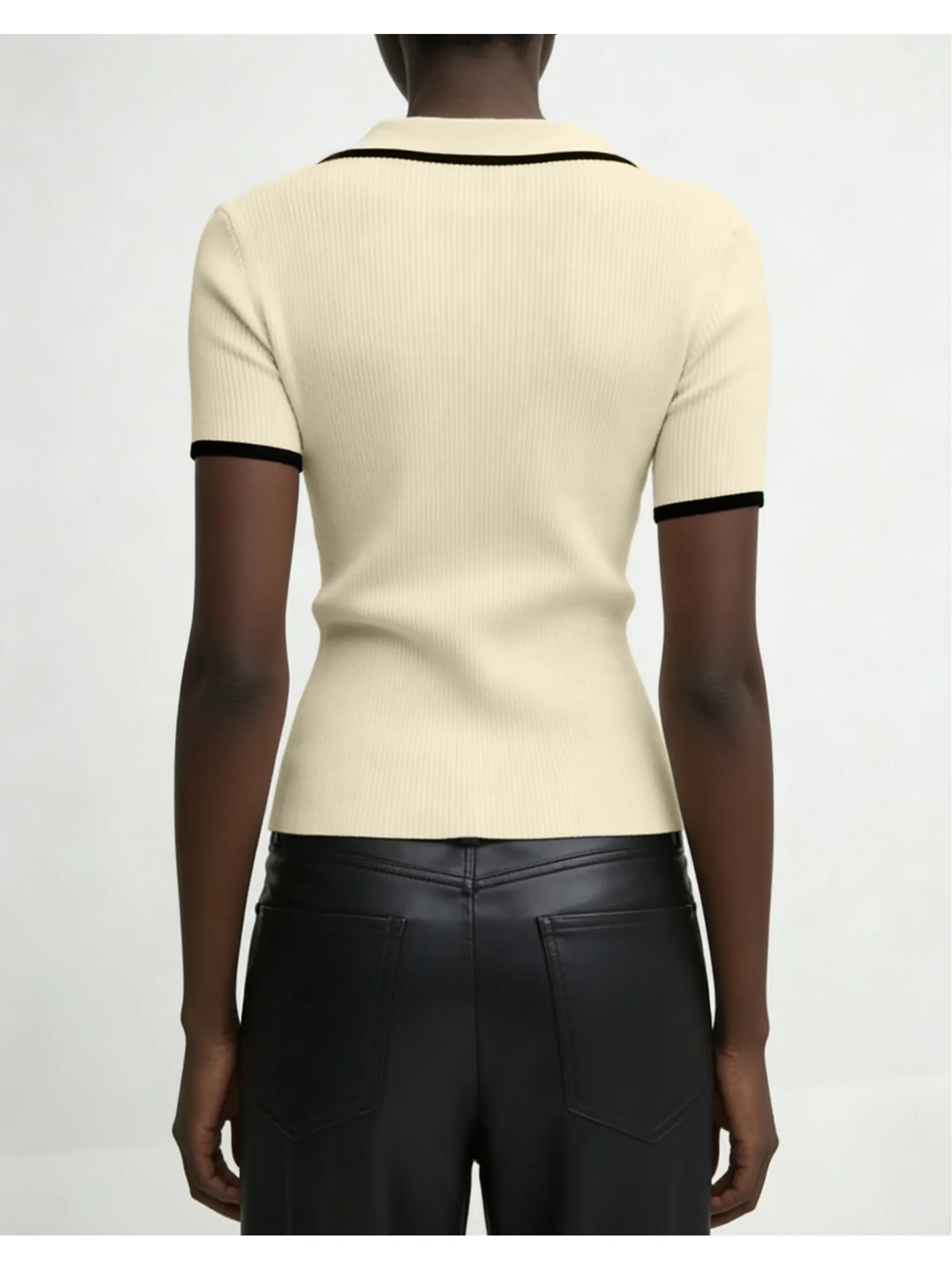 Picture 3: Women's single-breasted short-sleeved knitted cardigan, featuring a minimalist and casual style, suitable for spring and summer
