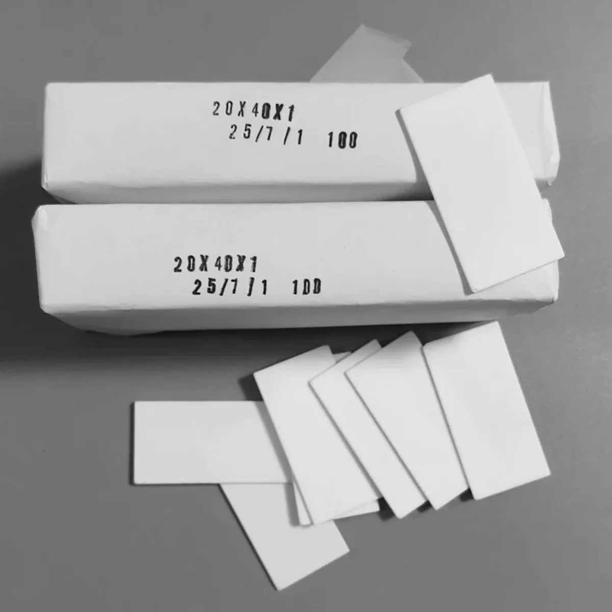 96% Alumina Ceramic Substrate 20401mm, High Thermal Conductivity 24W/m·K, Heat Dissipation Insulating High Temperature Resistant