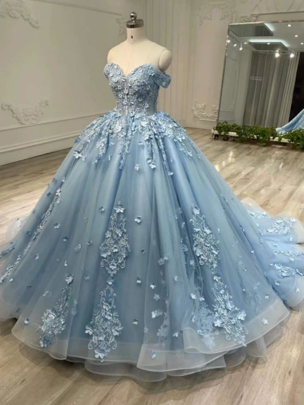 Sky Blue High Quality Quinceanrra Prom Dresses Graceful Appliques 3D Flower Princess Customized Charming Sweet 16 Dress Vestidos