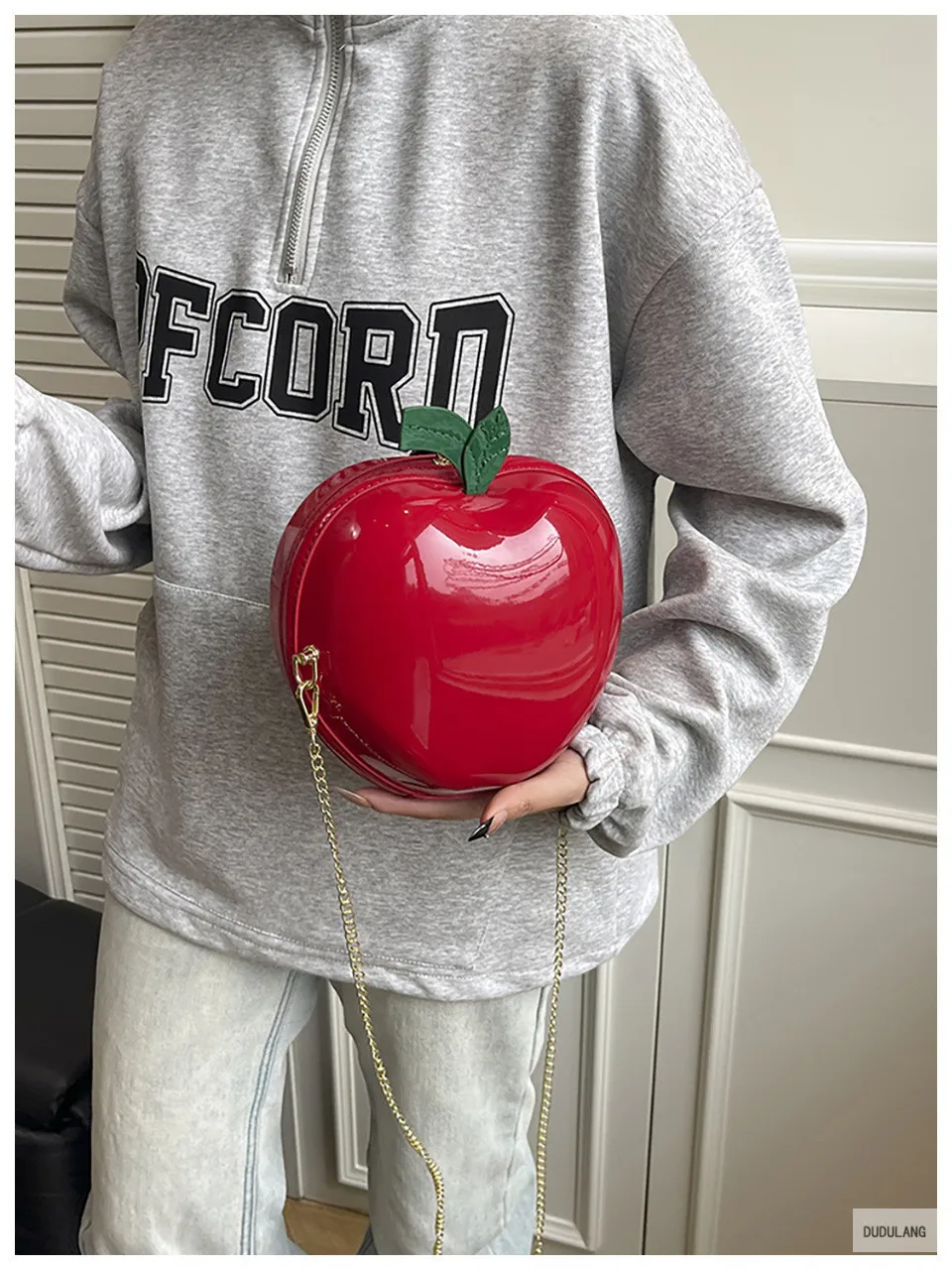 Creative Small Crossbody Single Shoulder Bag Spring Summer New Style Apple Shape Mini PU Leather Polyester Lining Zipper Closure