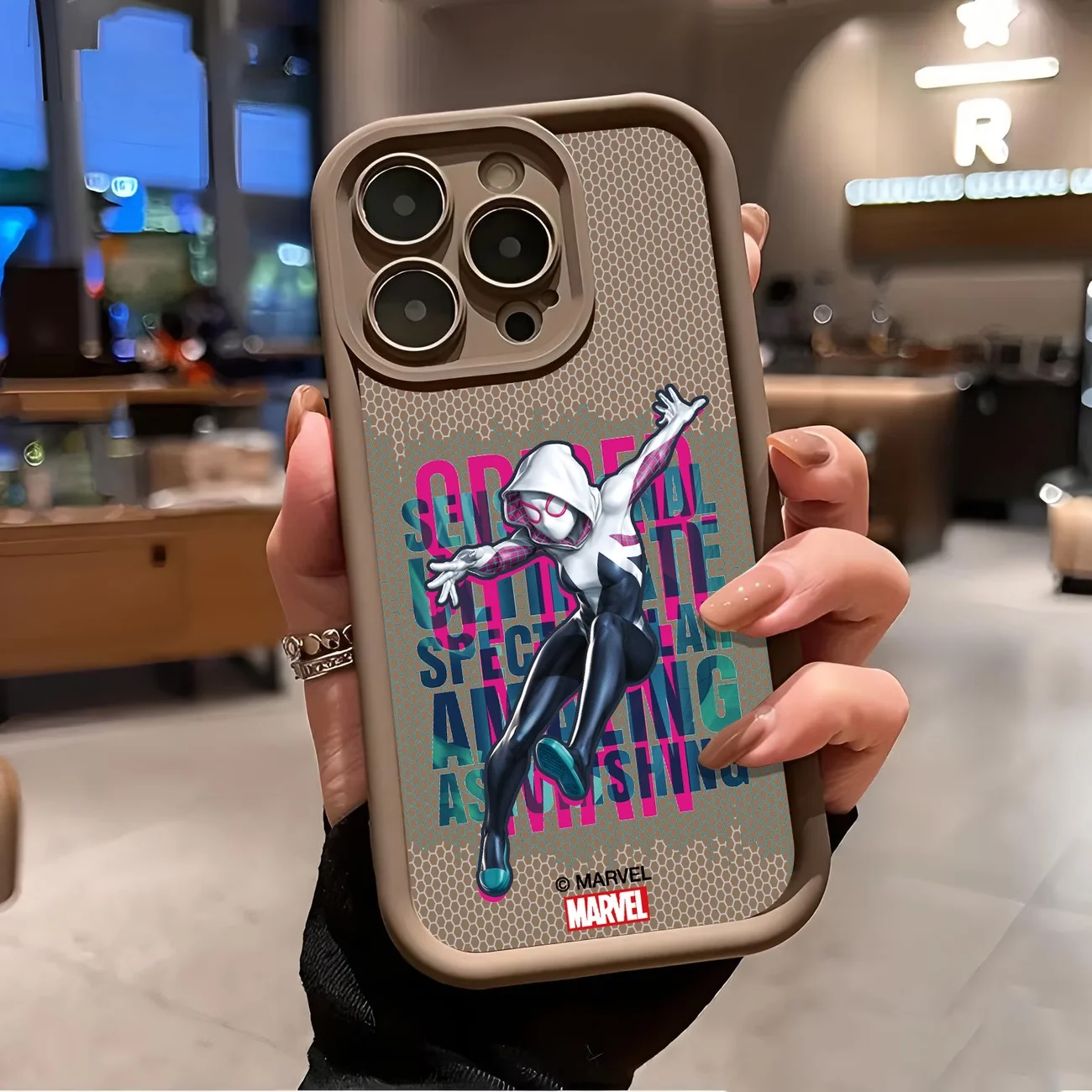 غطاء هاتف كرتوني لطيف ومذهل لش - مراجعة Google Pixel 9 وسعره