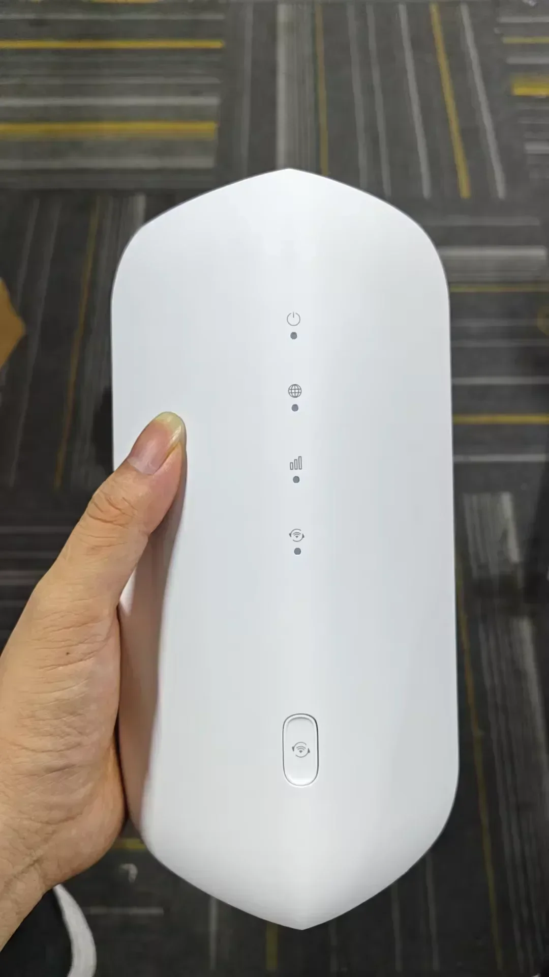 2026 New Brand New Unlocked ZYXEL NR5103EV2 5G NR Indoor CPE Router 4.7Gbps WiFi6 4G LTE Cat19 Sim Card 5G WiFi CPE PK NR5103 An