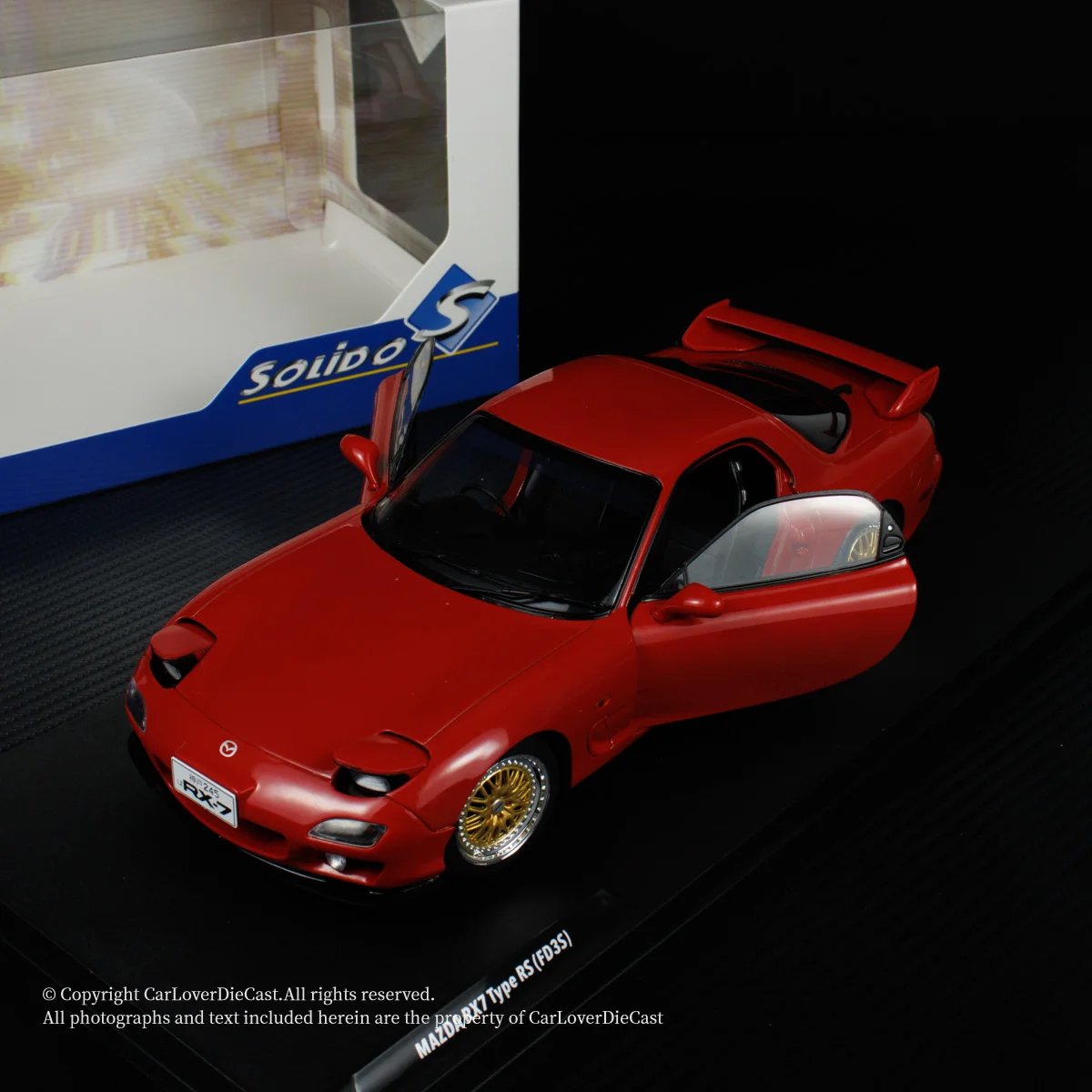 

Diecast Solido 1:18 Scale Mazda RX7 FD RS S1810602 Simulation alloy car model Collectible Toy Gift Souvenir Display