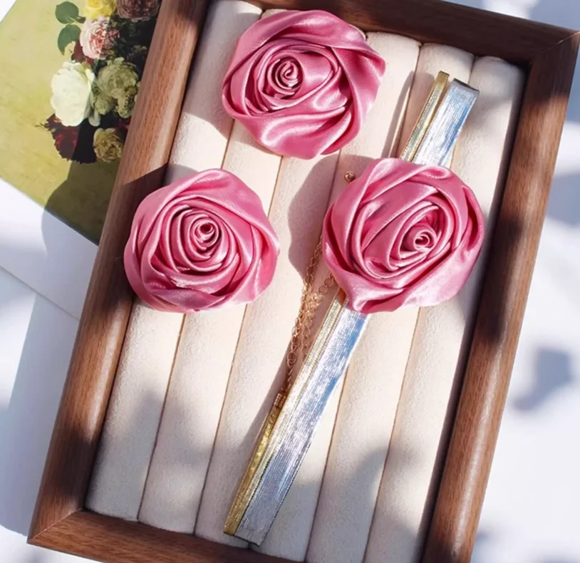 Handmade satin fabric stereo pink rose earrings fashion gold and silver suit choker necklace